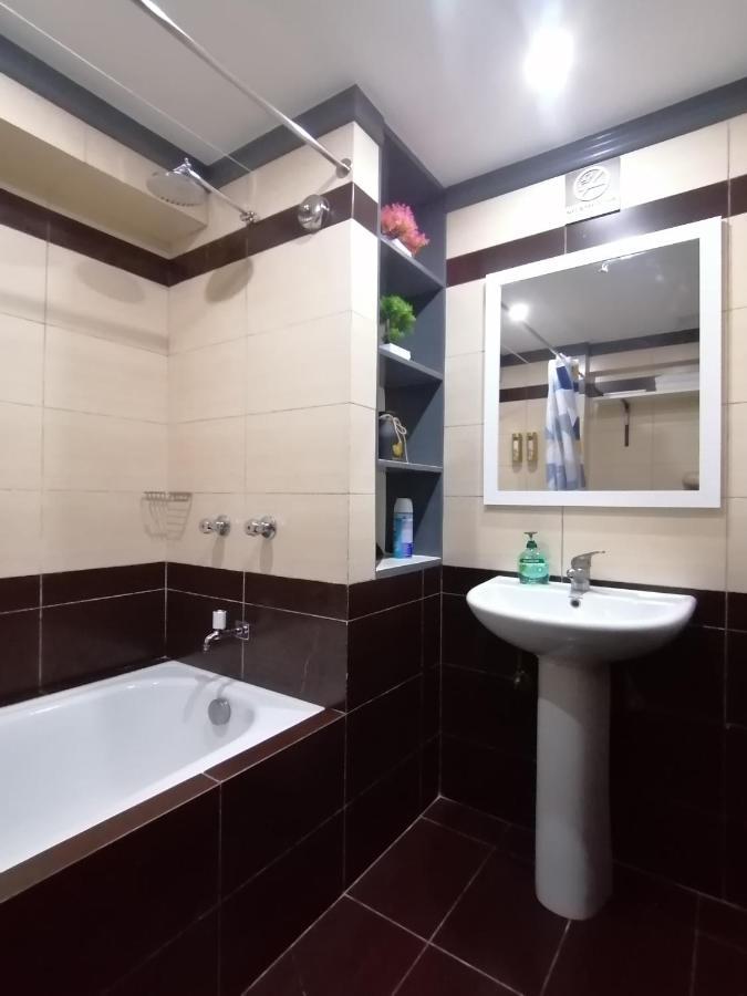Condo Azur Suites E507 Near Airport, Netflix, Stylish, Cozy With Swimming Pool Lapu-Lapu City Buitenkant foto