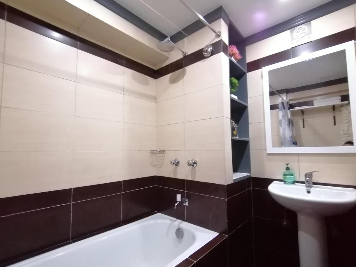 Condo Azur Suites E507 Near Airport, Netflix, Stylish, Cozy With Swimming Pool Lapu-Lapu City Buitenkant foto